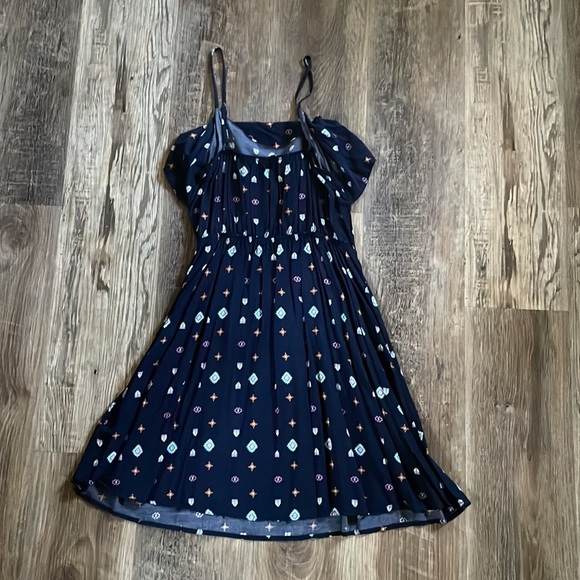 Cotton On - Picture 2 of 3